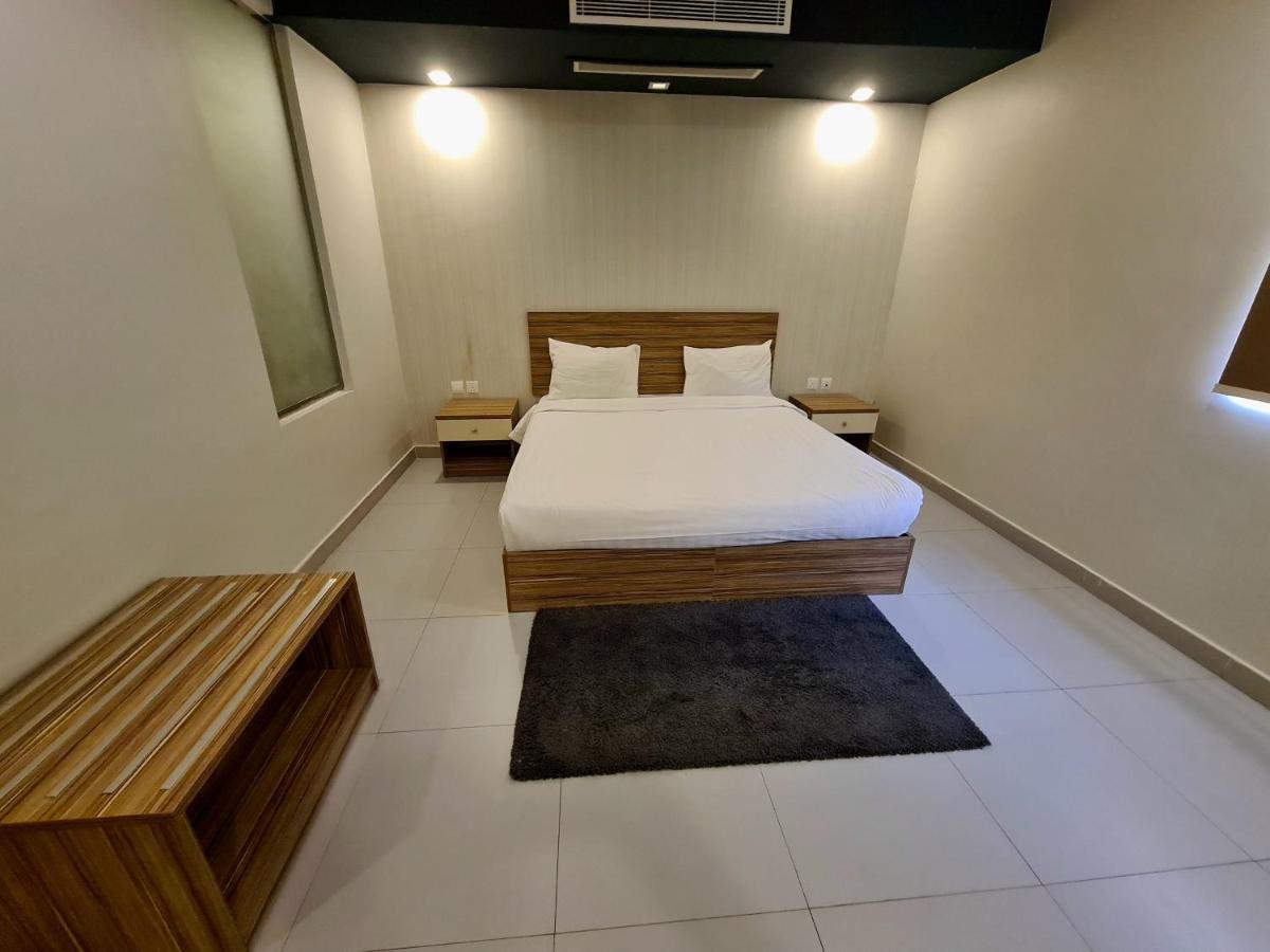 Spar Furnished Hotel Al-Hofuf Esterno foto